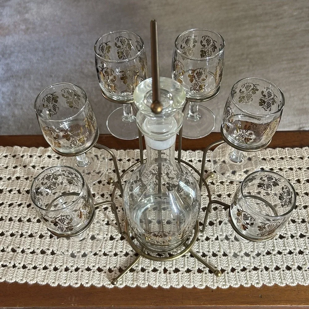 Vtg West Virginia Glass Cascading 6 Wine Glasses and Decanter with Metal Rack